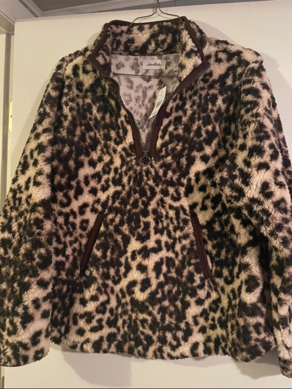 Leopard Print Sherpa Pullover - Brown/Beige